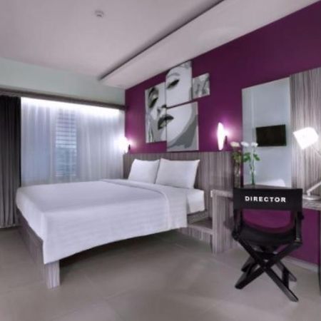 Os Style Hotel Batam Powered By Archipelago Екстер'єр фото